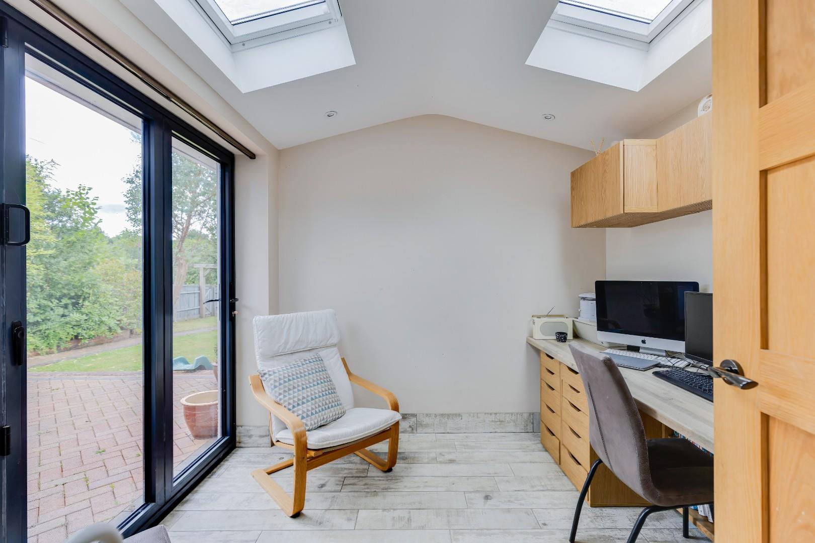 Robgill, Gwern Y Steeple Peterston-Super-Ely, Cardiff, South Glamorgan, CF5 6LG